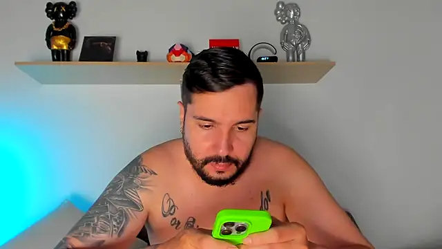 camilo restrepo21 online show from 15, 2, 2025