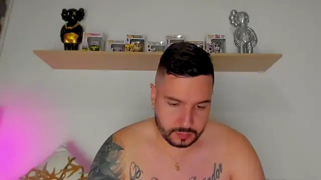 camilo restrepo21 online show from 23, 10, 2025