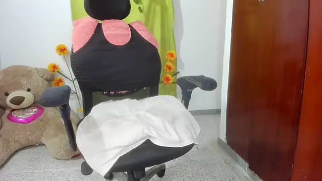 janelleritz online show from 30, 9, 2025