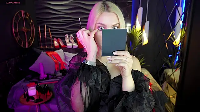 MistressDarsy online show from 18, 1, 2025