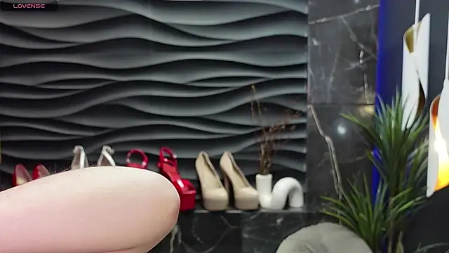 MistressDarsy online show from 20, 2, 2025