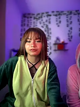 Snapshot of Sweett_Priya chatting on 17, 9, 2025 Sweett Priya online show from 17, 9, 2025