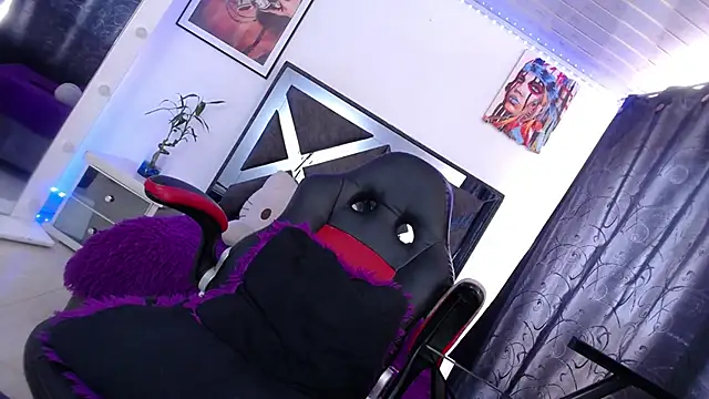 Salo hot04 online show from 2, 4, 2026