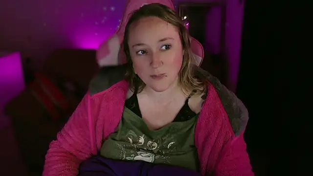 kisicaxx online show from 12, 2, 2025