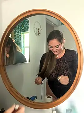 lovely beast online show from 14, 10, 2025