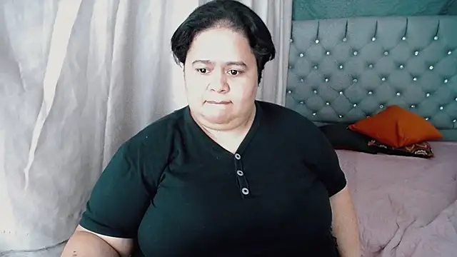 Snapshot of hotlesby4uxxx chatting on 9, 1, 2025 hotlesby4uxxx online show from 9, 1, 2025