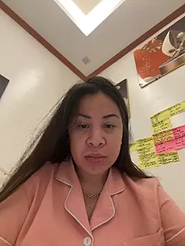 Snapshot of Tightwetholesxx chatting on 4, 11, 2025 Tightwetholesxx online show from 4, 11, 2025