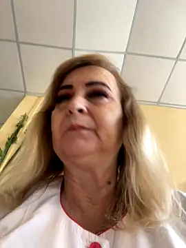 Irina2909xh online show from 3, 10, 2025