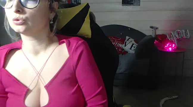 RubiLakros online show from 13, 2, 2025