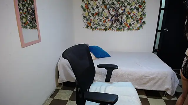 Sofi 5249  online show from 14, 3, 2025