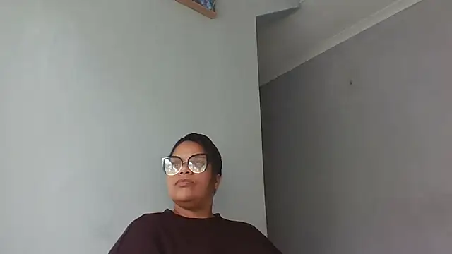 Lustfuleyez online show from 21, 12, 2025