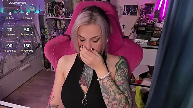 Snapshot of ChloeKohaku chatting on 5, 2, 2026 ChloeKohaku online show from 5, 2, 2026