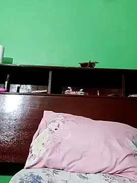 QueenSoreal online show from 1, 10, 2025