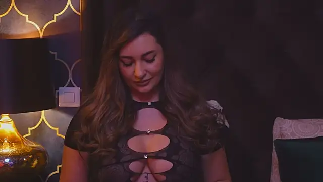 Snapshot of YaaraCollins chatting on 28, 12, 2024 YaaraCollins online show from 28, 12, 2024