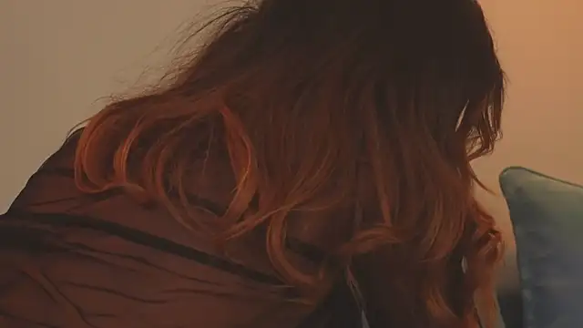 Snapshot of YaaraCollins chatting on 23, 2, 2025 YaaraCollins online show from 23, 2, 2025