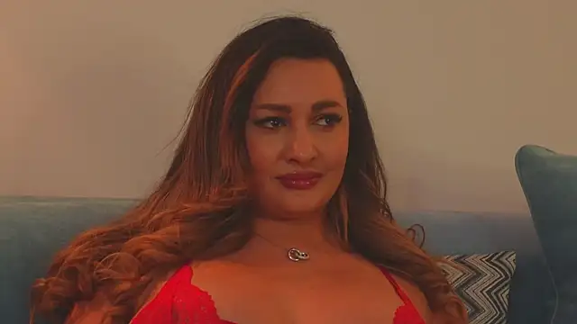 Snapshot of YaaraCollins chatting on 9, 3, 2025 YaaraCollins online show from 9, 3, 2025