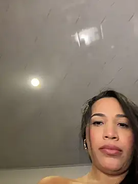 SQUIRTINGQUEEN11 online show from 25, 3, 2026