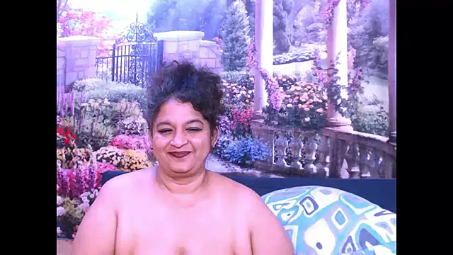 Snapshot of indianstar75 chatting on 11, 2, 2025 indianstar75 online show from 11, 2, 2025