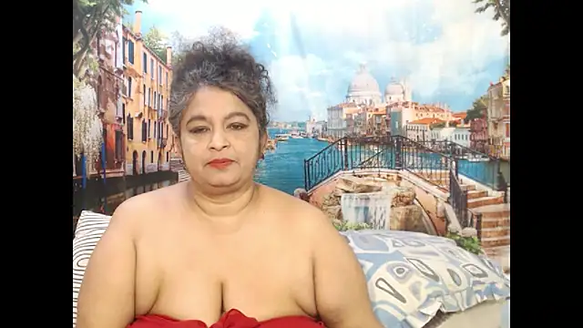 Snapshot of indianstar75 chatting on 8, 10, 2025 indianstar75 online show from 8, 10, 2025