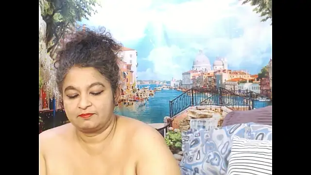 Snapshot of indianstar75 chatting on 21, 10, 2025 indianstar75 online show from 21, 10, 2025