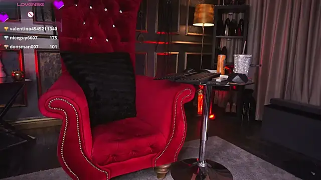 Snapshot of MissEmaDivine chatting on 12, 2, 2025 MissEmaDivine online show from 12, 2, 2025