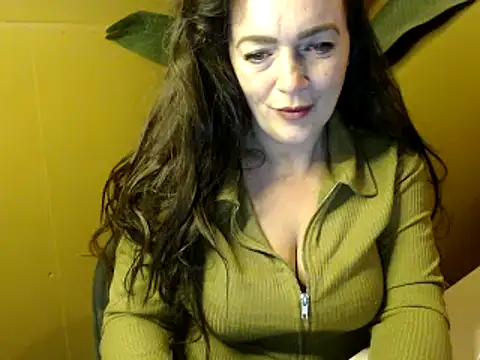 cloe85nl online show from 12, 2, 2025