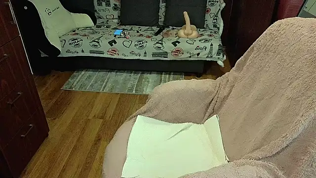 elacoquette online show from 9, 11, 2025