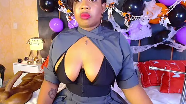 CaseyMoon online show from 25, 10, 2025