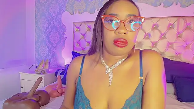 CaseyMoon online show from 28, 2, 2026