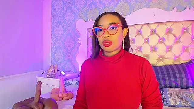 Snapshot of CaseyMoon chatting on 6, 3, 2026 CaseyMoon online show from 6, 3, 2026