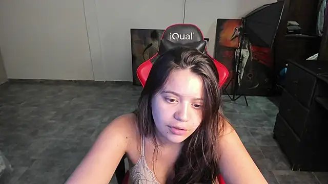 kiarafonseca  online show from 5, 12, 2024