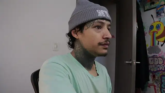 trieone online show from 2, 12, 2025