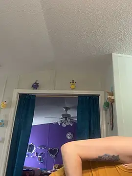 lolabunny9 online show from 16, 3, 2025