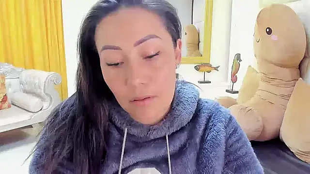 gaby trent online show from 3, 2, 2025