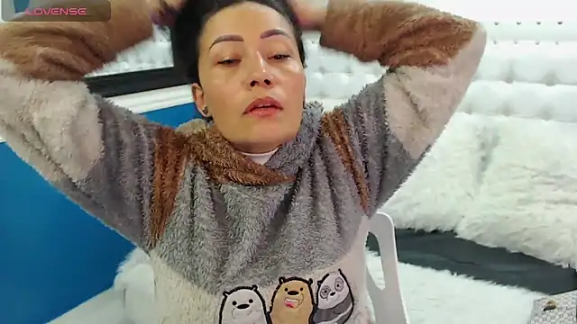 gaby trent online show from 21, 2, 2025