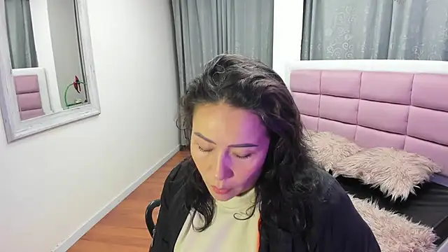 gaby trent online show from 9, 7, 2026