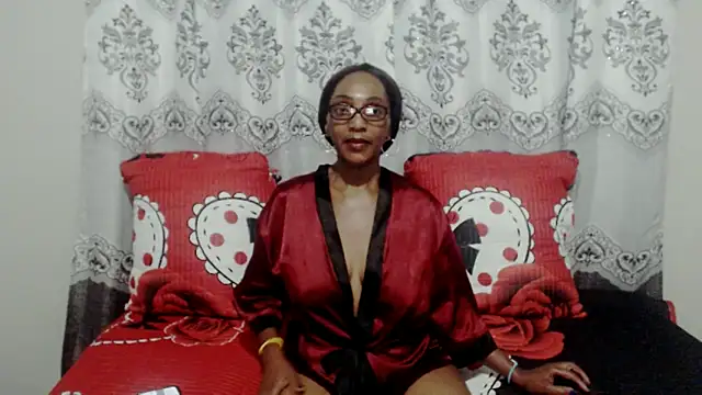 NikkyJigglesX online show from 17, 2, 2025