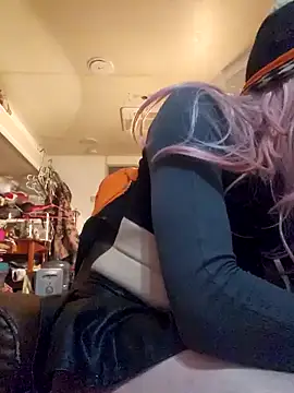 KandiK37 online show from 23, 1, 2025