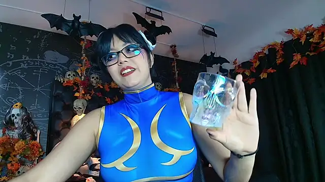 AlexHoe  online show from 24, 10, 2025