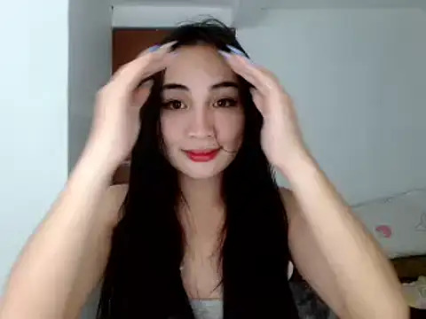 SweetLilly 18 online show from 6, 12, 2024