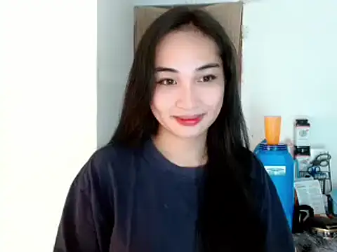 SweetLilly 18 online show from 1, 1, 2025