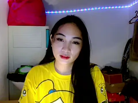 SweetLilly 18 online show from 17, 3, 2025