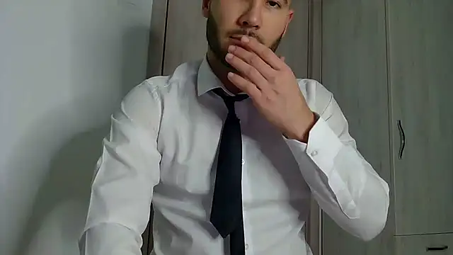 Justynn1 online show from 17, 2, 2025