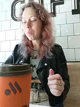 Frost foxy online show from 31, 5, 2026