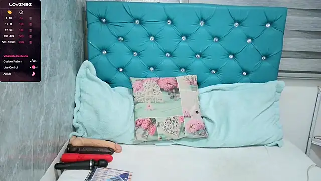 MAARYMOON online show from 16, 12, 2024