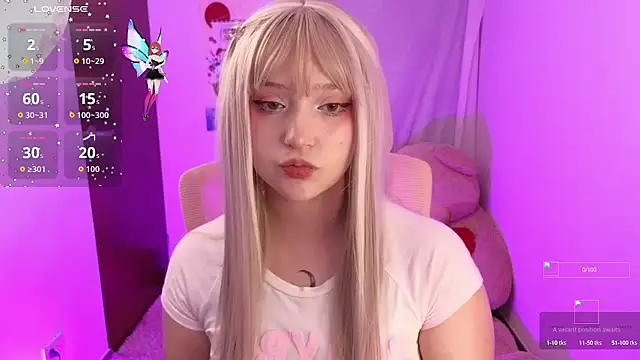 KuroChan420 online show from 3, 10, 2025