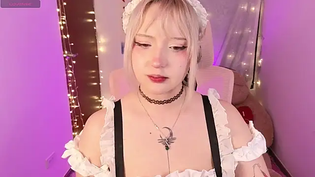 KuroChan420 online show from 9, 1, 2026