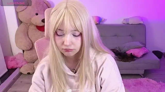 KuroChan420 online show from 3, 5, 2026