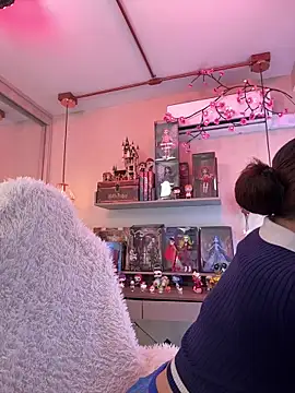 Zoe Bae online show from 10, 3, 2026