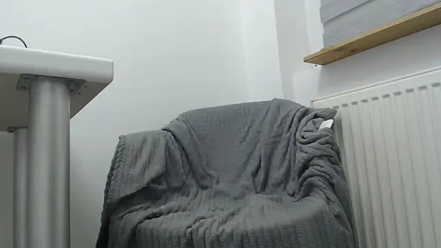 master4bitch24 online show from 4, 10, 2025